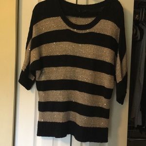 🍁Sparkly Gold and black striped sweater